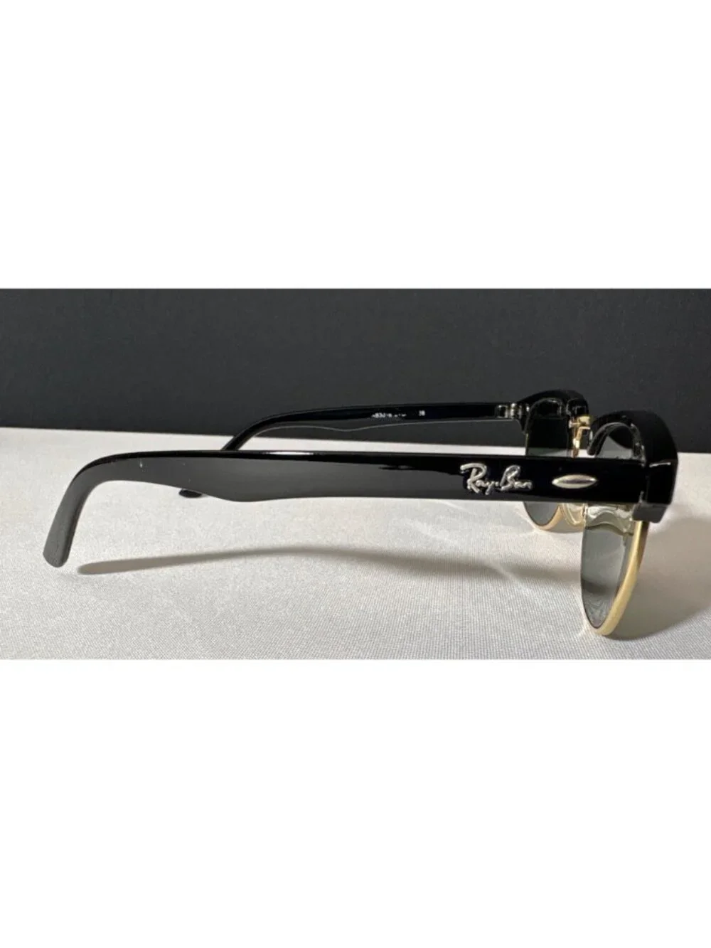 Ray-Ban Clubmaster Sunglasses Black Frame Gold Trim Green Lenses with Brown Case - Picture 15 of 16